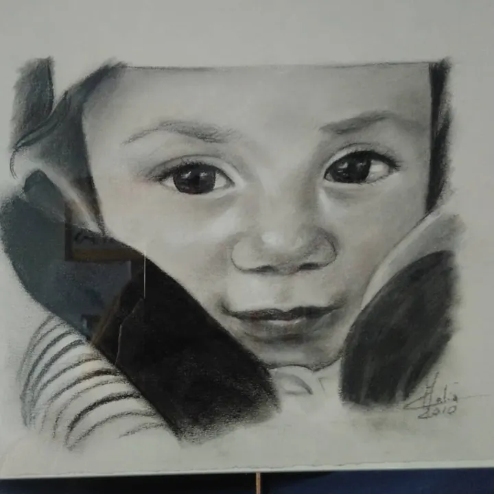 Ritratto di bambino, carboncino